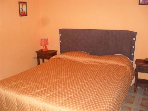 Room Elia Неаполь Экстерьер фото