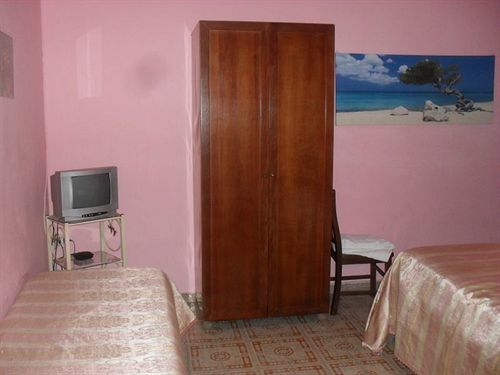 Room Elia Неаполь Экстерьер фото