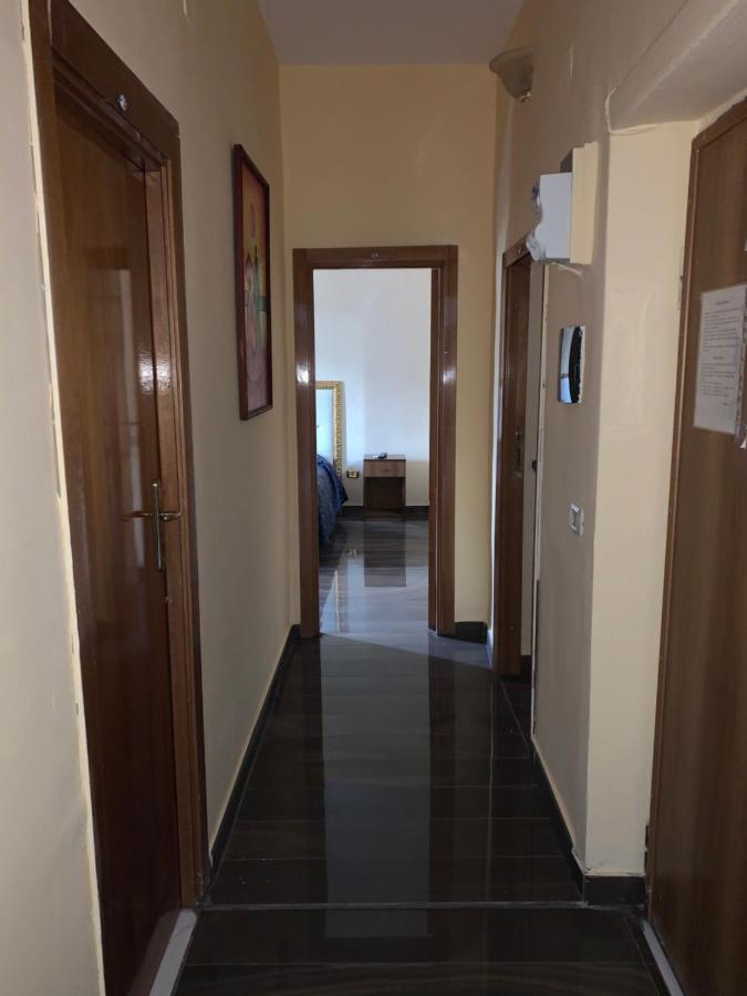 Room Elia Неаполь Экстерьер фото